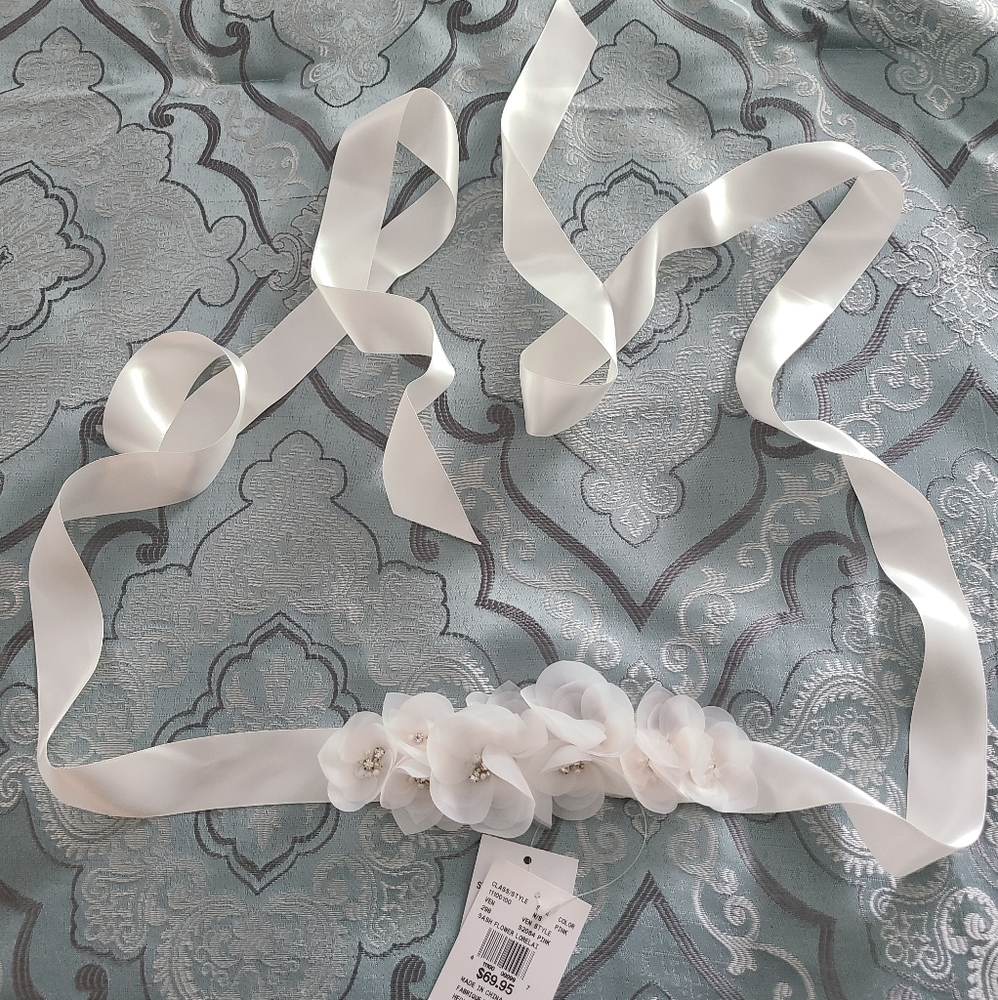 Belt for wedding gown